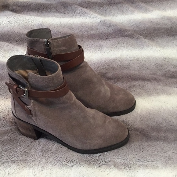 Michael Kors booties - Picture 3 of 4
